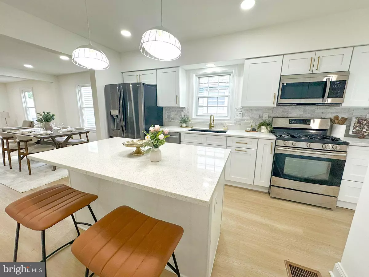 Dundalk, MD 21222,209 MAIN ST