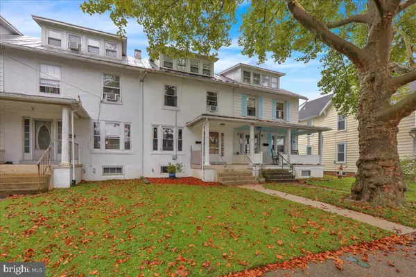 Shoemakersville, PA 19555,807 MAIN ST