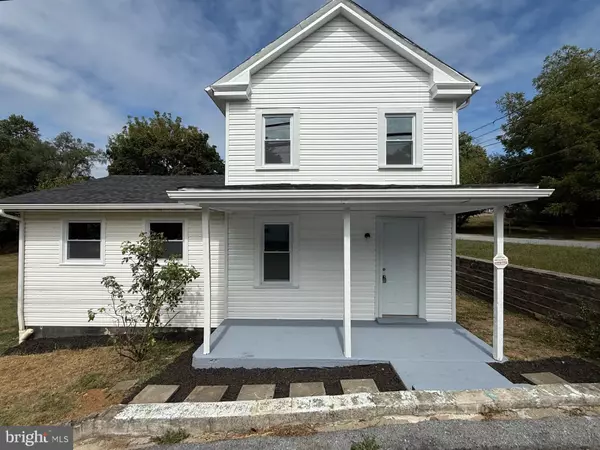 200 ROTHWELL AVE, Martinsburg, WV 25404