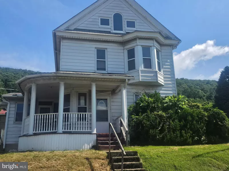 4757 UPPER RD, Shamokin, PA 17872