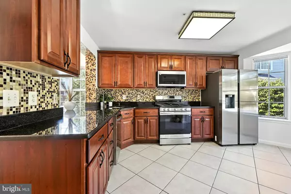 Reisterstown, MD 21136,27 FARM GATE WAY