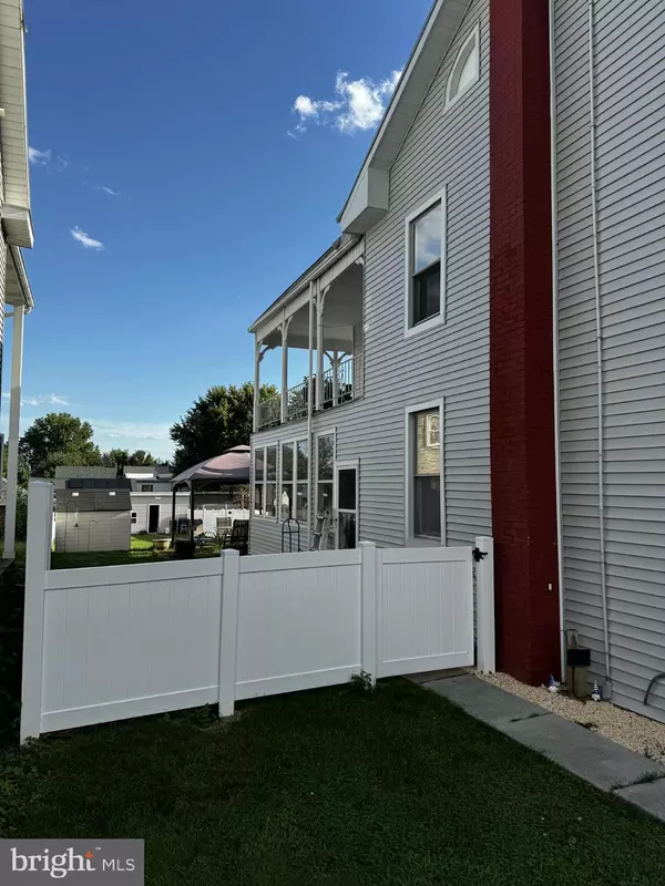 Myerstown, PA 17067,312 W MAIN AVE