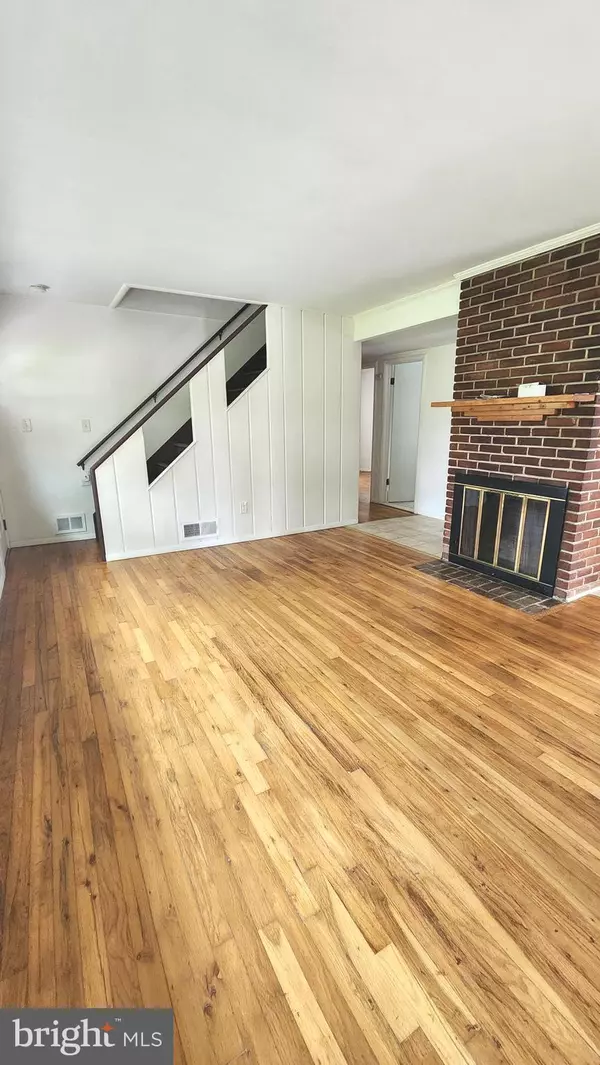 Rockville, MD 20851,5714 CRAWFORD DR