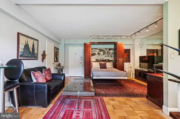 Washington, DC 20007,2500 Q ST NW #117