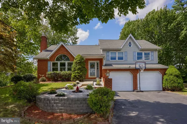 Wernersville, PA 19565,106 DELTA CT