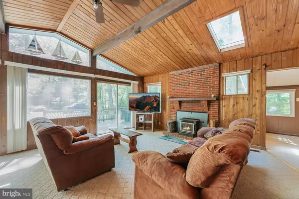Locust Grove, VA 22508,4211 LAKEVIEW PKWY