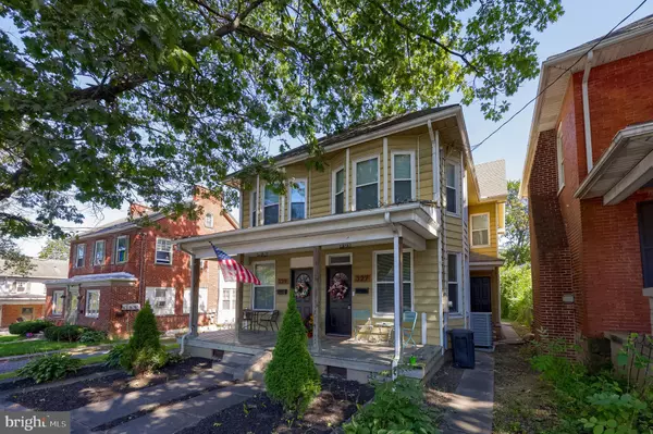 Ephrata, PA 17522,327-329 W MAIN ST