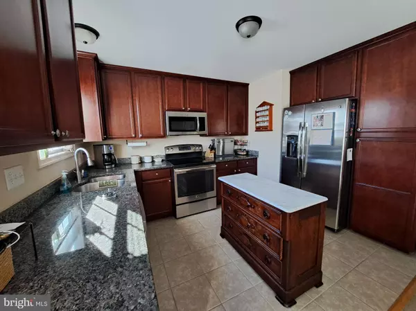 Inwood, WV 25428,34 HANGER CT