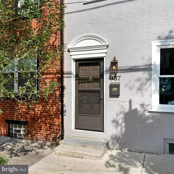 Philadelphia, PA 19123,937 N AMERICAN ST