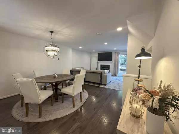 Clifton, VA 20124,13512 DARTER CT