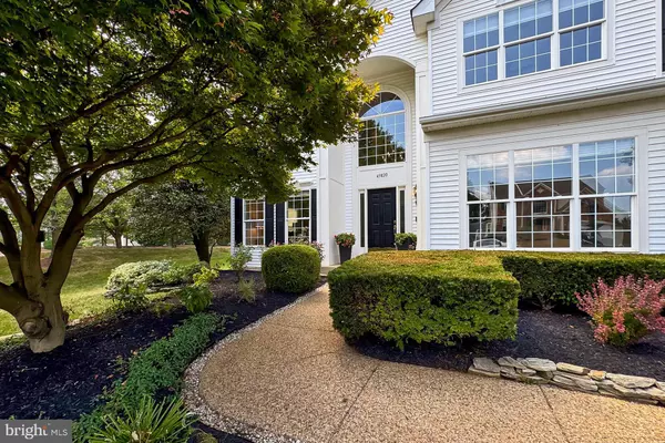 Ashburn, VA 20147,43820 LAUREL RIDGE DR