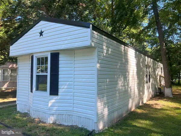 Smyrna, DE 19977,128 IVY RIDGE CT #128