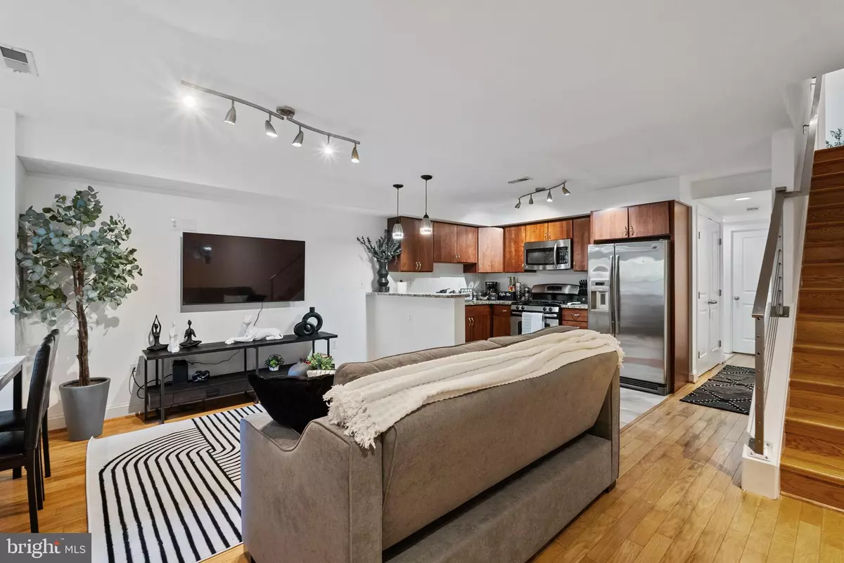 Washington, DC 20001,18 N ST NW #2