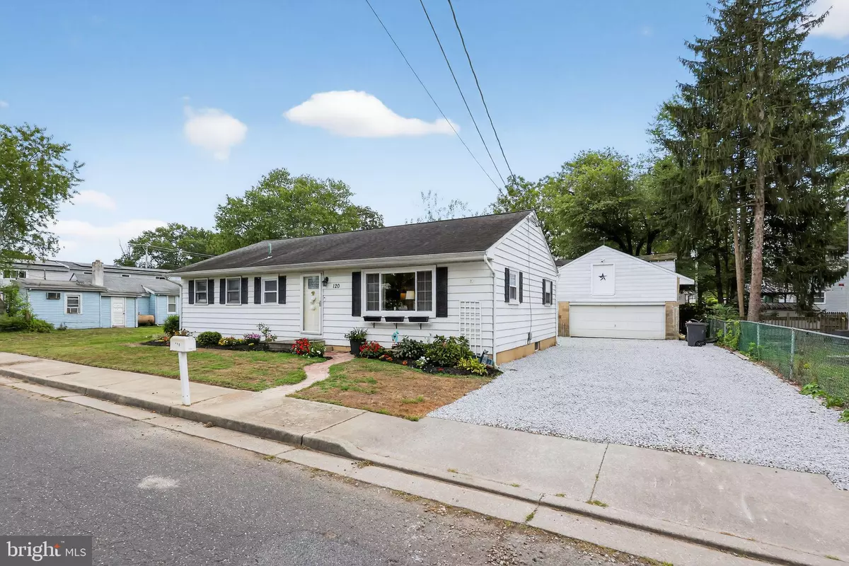 Pennsville, NJ 08070,120 LINCOLN DR