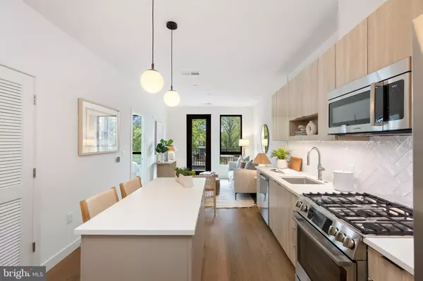 Washington, DC 20011,7175 12TH ST NW #305