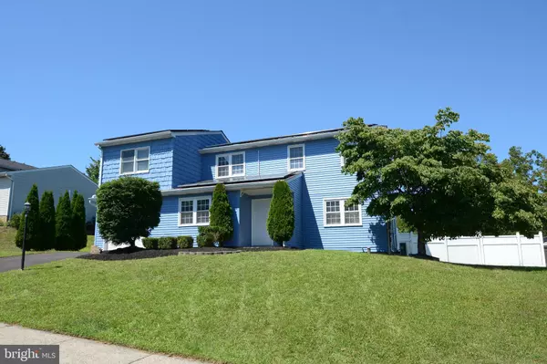202 PARKRIDGE DR, Perkasie, PA 18944