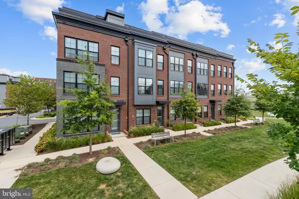 Reston, VA 20190,1891 MIDLINE AVE