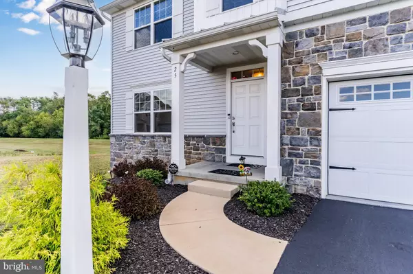 Carlisle, PA 17015,25 ELDON LN