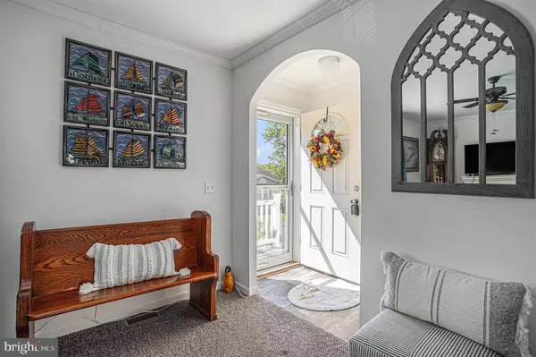 Green Lane, PA 18054,906 LAKEVIEW DR