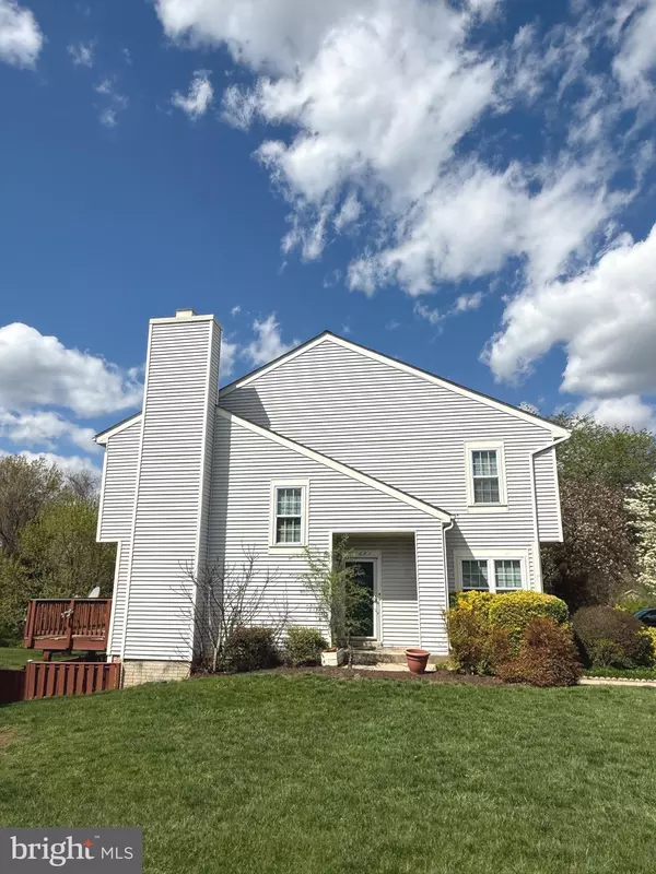 Sterling, VA 20164,21681 HAZELNUT SQ #168