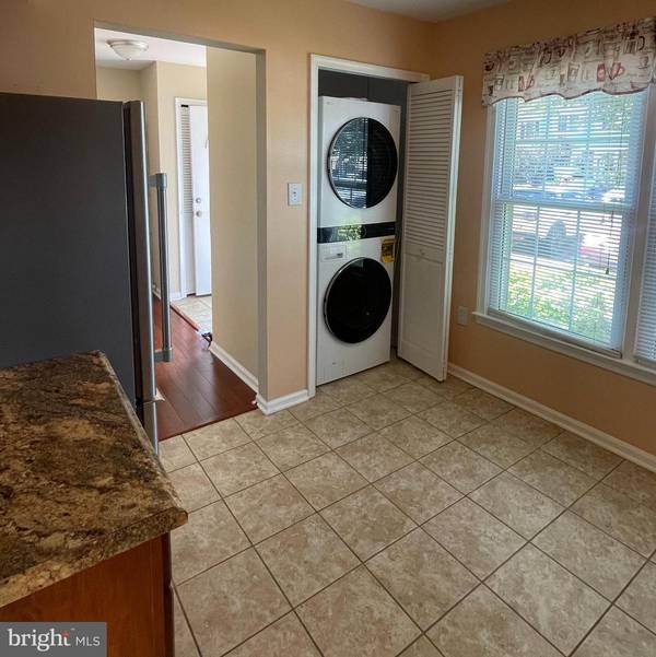 Manassas, VA 20110,8956 MILROY CT