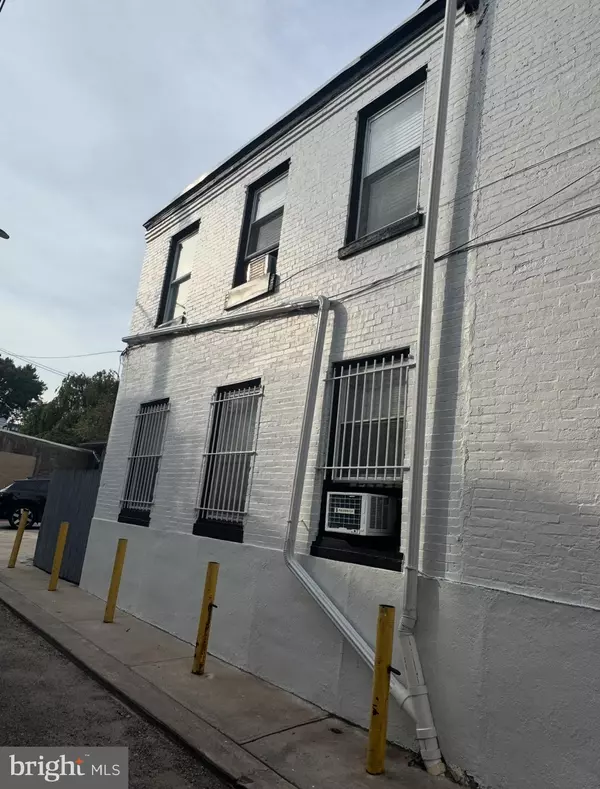 Philadelphia, PA 19146,734 S 20TH ST