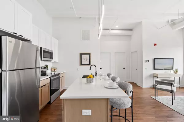 Philadelphia, PA 19127,240 HERMITAGE ST #304