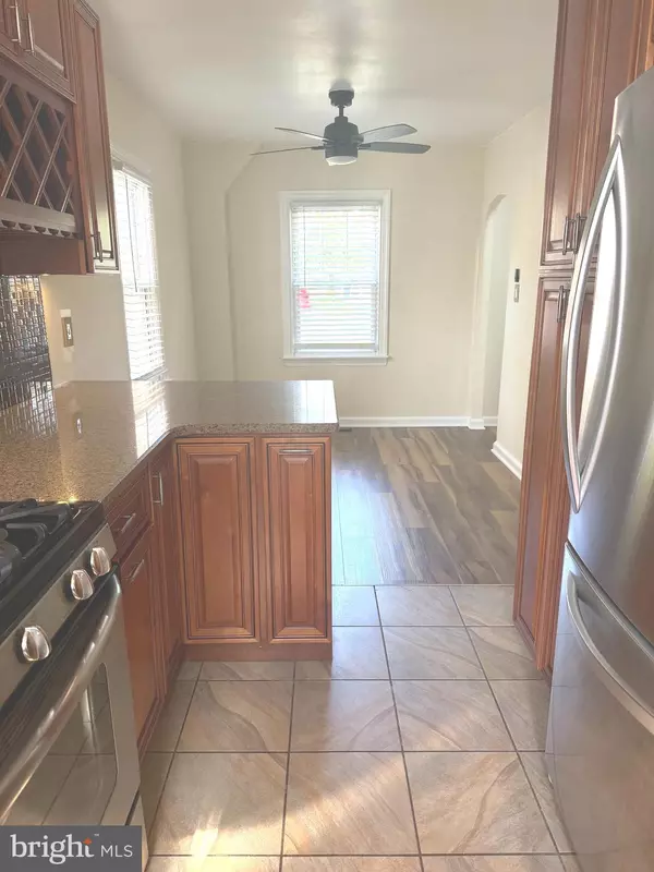 Glenside, PA 19038,229 EDGE HILL RD