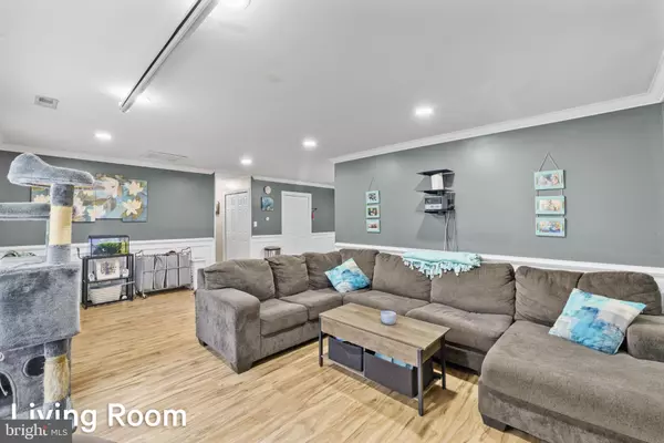 Willingboro, NJ 08046,12 BLOOMFIELD LN