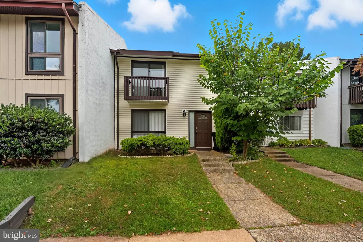 Sterling, VA 20164,258 N COTTAGE RD