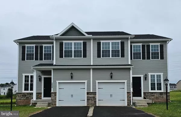 2692 VICTORIAN DR #LOT 316, Dover, PA 17315
