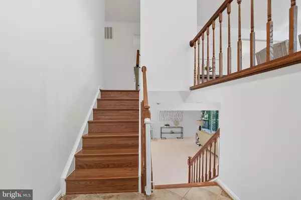 Fairfax, VA 22032,10196 RED SPRUCE RD