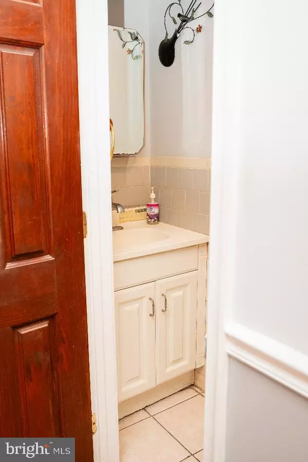 Philadelphia, PA 19124,3925 L ST