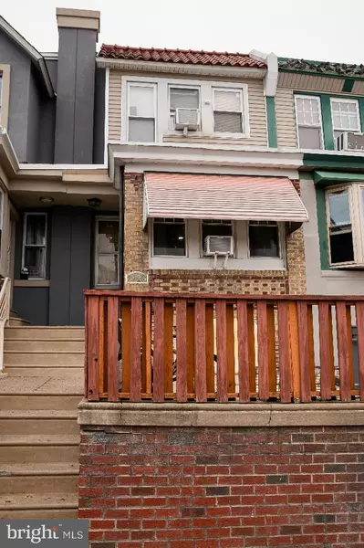 3925 L ST, Philadelphia, PA 19124