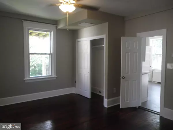 Westville, NJ 08093,215 W OLIVE ST #A