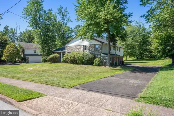 Glenside, PA 19038,1943 FAWN DR