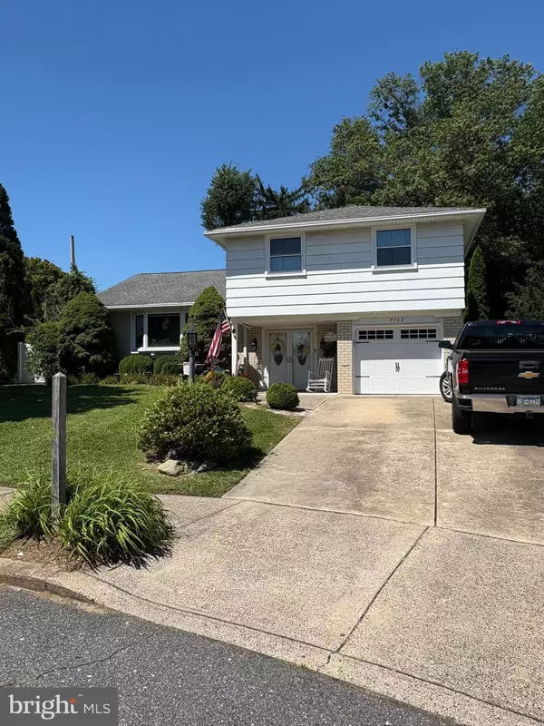 9762 REDD RAMBLER TER, Philadelphia, PA 19115