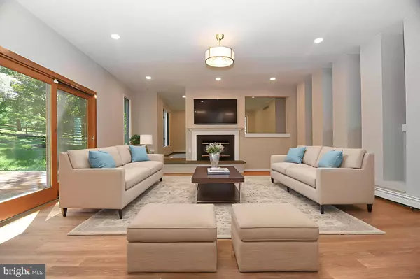 Fort Washington, PA 19034,411 LEAH DR