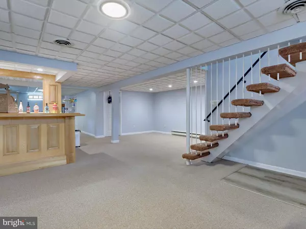 Pasadena, MD 21122,8524 CREEK RD