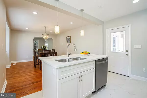 Baltimore, MD 21206,3529 GLENMORE AVE