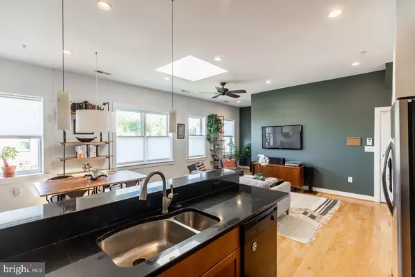 Washington, DC 20001,1240 4TH ST NW #300