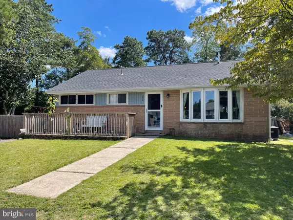 224 CHEROKEE DR, Browns Mills, NJ 08015