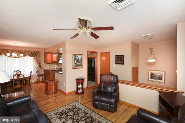 Hazle Township, PA 18202,903 MCKINLEY ST