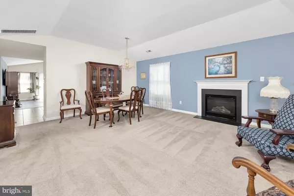 Williamstown, NJ 08094,532 KEY WEST DR