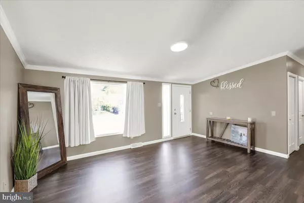 Birdsboro, PA 19508,424 CEDAR LN