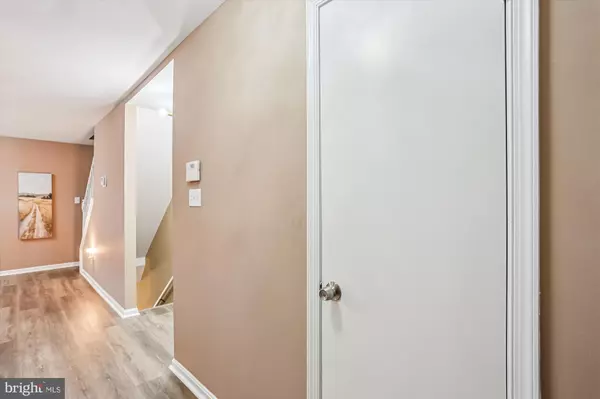 Silver Spring, MD 20902,10612 PENNYDOG LN