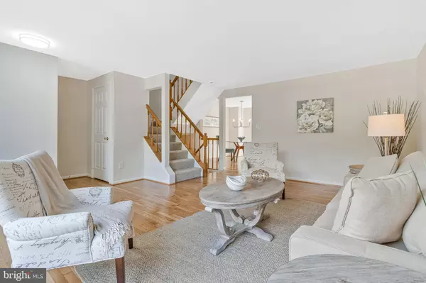 Alexandria, VA 22315,6481 LINLEIGH WAY