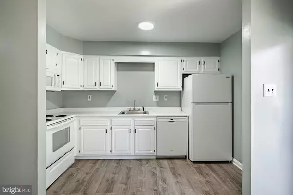 Upper Chichester, PA 19014,1328 ROLLING GLEN