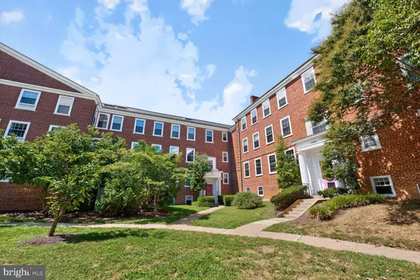 3530 39TH ST NW #E-653, Washington, DC 20016