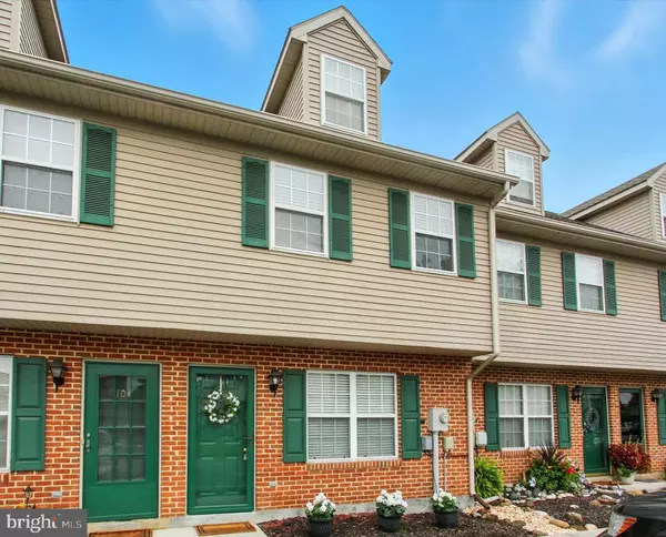 Hanover, PA 17331,106 ORCHARD LN #4
